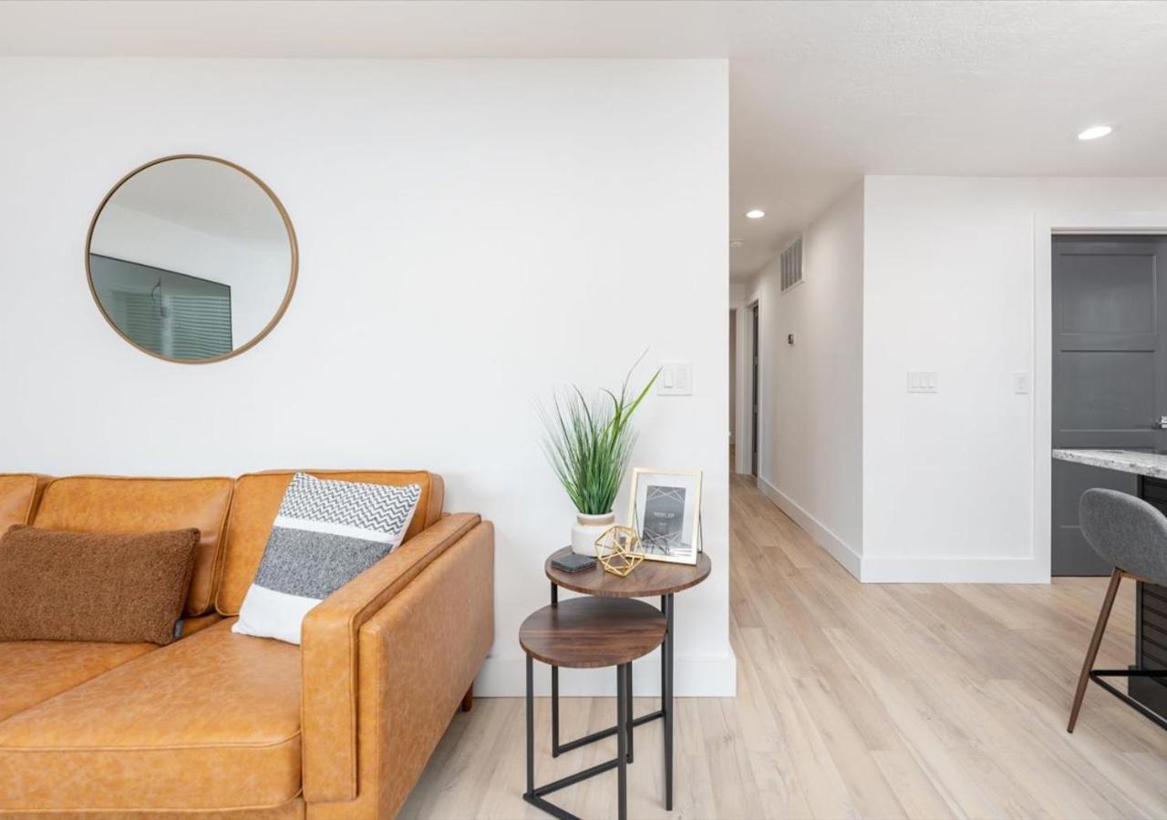 Mid Century Modern Boise-River Bungalow W/ Hot Tub Bagian luar foto